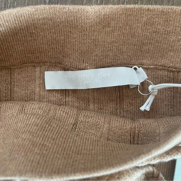 REVOLVE One Grey Day Women’s M Tan Ribbed Cashmere & Cotton Knit Long Maxi Skirt - Picture 4 of 11